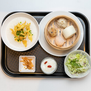 ランチタイムメニュー 全5品 特製点心4種類盛り合わせセット 1280円 大博多中華街 筑紫口店 博多 中華料理 食べログ ランチタイムメニュー 全5品 特製点心4種類盛り合わせセット 1280円 大博多中華街 筑紫口店 博多 中華料理 食べログ