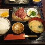 馬肉専門卸問屋 勝馬 - 