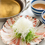 うどんダイニング うずまき - 自家製出汁で食べるネギ豚しゃぶしゃぶ