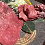 焼肉 IZURE 東岡崎店 - 