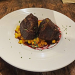 アンティカ オステリア マジカメンテ - 牛ホホ肉の赤ワイン煮