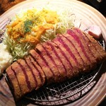 Yakiniku Baru Maru Ushimi-To - ウシカツランチセットの牛カツ