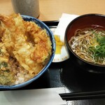 丼丼亭 - にぎわい天丼　ミニ麺付き　840円