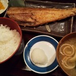 菊松食堂 - 縞ホッケ半身定食