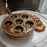 ブラッスリー ポール・ボキューズ - 前菜のエスカルゴ　ブルゴーニュ風