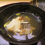 味 ふくしま - お吸い物　花びら茸が入っています