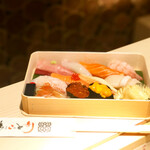 Chokotto Sushi Bettei - 寿司折。