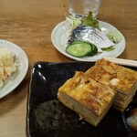 一月家 - 他にメニュー知らんのか？というくらい、いつもの面々。