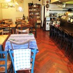 Antica osteria BACIO - 店内の様子。　　　　　2020.10.31