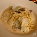 PARCO di Hayashi - あさりと白菜のクリームパスタ。
                        さらさら系クリームソースで、しつこさのない美味しさ(*^^*)