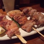 豚小家 - 2012.7 銘柄豚の三種盛り（880円）左から岩中豚、黒豚、イベリコ豚