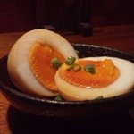 豚小家 - 2012.7 お通しの半熟煮卵