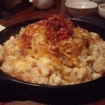 豚小家 - 2012.7 鉄板カレーチーズガーリック焼きめし（680円）