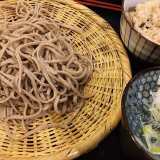 ミシュランビブグルマン獲得新潟県の名店「こそば亭」のお蕎麦