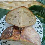 ブーランジェリー カヌレ - プレーン、断面