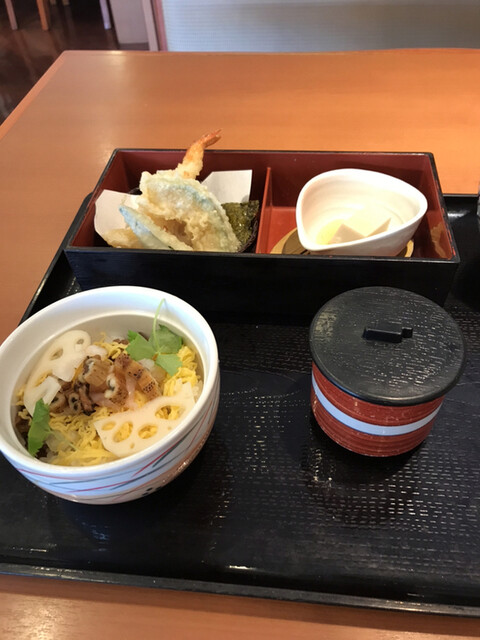 和食さと 御殿場店 御殿場 ファミレス 食べログ