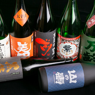 We always have over 30 types of sake! Depending on the cuisine and season, choose as you like♪