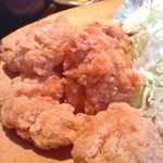 まつり - 鶏の唐揚げはからっと揚がっておいしい