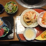 鶴ヶ島 甲羅本店 - 前菜、サラダ、毛がにずわい蟹二種盛り、蟹、海鮮二種盛り