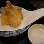 和食道 まるとみ - キスの天ぷら。