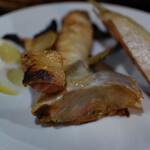 朝めし酒場 ナニコレ食堂 - 鮭ハラス　５００円