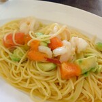 Trattoria Cipresso 土浦虫掛店 - 小海老とアボカド、フレッシュトマトのパスタ