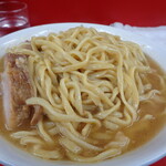 ラーメン二郎 - 半分コールでこれ