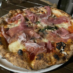 ア フェネステッラ - 