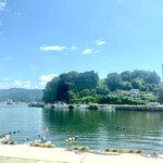 とんかつ一幸 - 山の恵みと海の恵みがひとつになり
      美味しい牡蠣が育ちます…(*^^*)