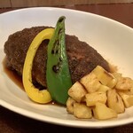 ジャム cafe 可鈴 - 【2020年9月3日(木)～6日(日)の週替わりランチ 1,050円】メインのハンバーグ(ジャポネソース)