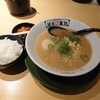 河童らーめん本舗 - 工場ラーメン（スープこってり）煮卵入り＋白ご飯小