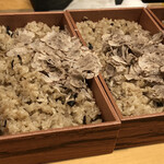 旬菜 おぐら家 - トリュフと香茸の炊き込みご飯