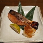 ガラリ青山 - 