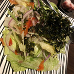 個室焼肉 囲 - 囲サラダ　800円