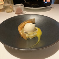 ベージュ アラン・デュカス 東京 - 