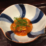 鳥田中 - 七谷地鶏胸肉ヅケ黄身醤油