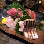 Izakaya Ikimasu - お魚てんこ盛り2人前1,380円(税別)