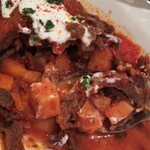 Yıldız Turkish Restaurant & Bar ユルディズ トルコレストラン - パンが入っててボリューム多い