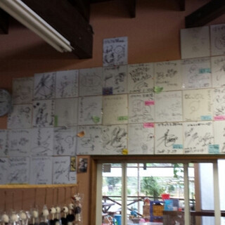 ダチョウ王国 軽食コーナー_2