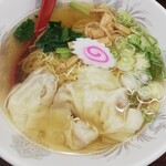 与華楼 - ワンタン麺