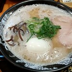 博多一幸舎 - 味玉ラーメン 900円税込