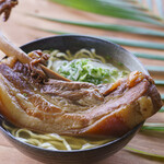 おきなわポークビレッジ - 豚屋ならではの豚のカット、ボリューム見応え、食べ応え、どちらも文句なし！