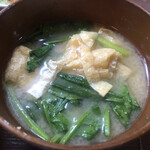 居喰処 光 - 2020/11/14
      本日の日替り 海老イカチリ丼 500円