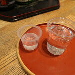 酒舗 菱正宗 - 大吟醸：300円と、フラスコ大吟醸(プライスレス)。すみません。ちょっと吞んじゃってます(爆)