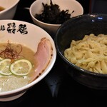 らぁ麺 飛鶏 - 濃厚つけ麺(麺少な目)