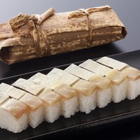 鯖棒寿司　1本8貫