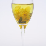 Golden laurel and nasturtium (Golden laurel and nasturtium) Glass