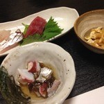 Shirakiya - お刺身、たこのもずく酢、きくらげの和え物