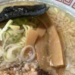 らーめん昭和屋 - 醤油らーめんアップ