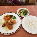 カフェレストラン　ポン・ヌフ - カキフライランチ（税別1,000円）